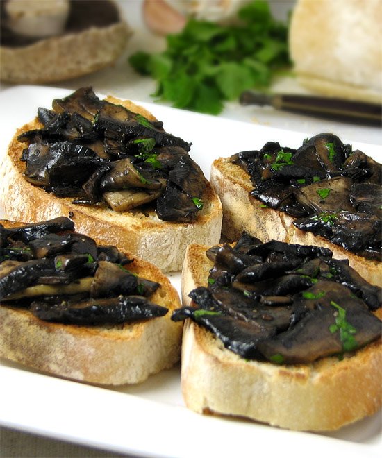 Mushroom bruschetta