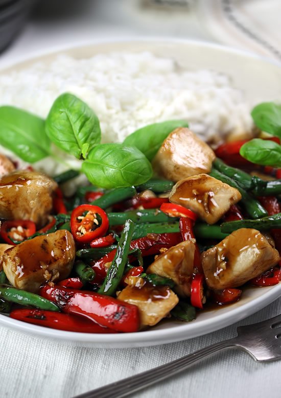 Thai stir-fried chicken with basil (Pad kra pao)